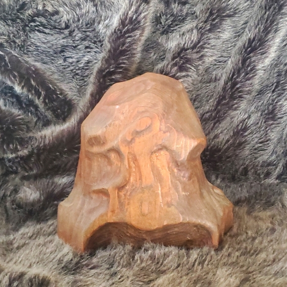 VINTAGE 1980'S FOLK ART HAND CARVED AND CRAFTED WOODEN FACE TRINKET BOX - Picture 3 of 9